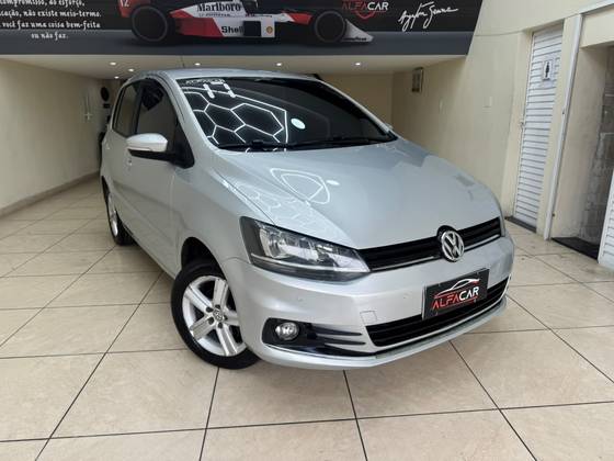 VOLKSWAGEN FOX 1.0 MPI COMFORTLINE 12V FLEX 4P MANUAL VOLKSWAGEN FOX 1.0 MPI COMFORTLINE 12V FLEX 4P MANUAL